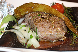 argentinisches-rindersteak-im-kirschholz-gegrillt-klein2